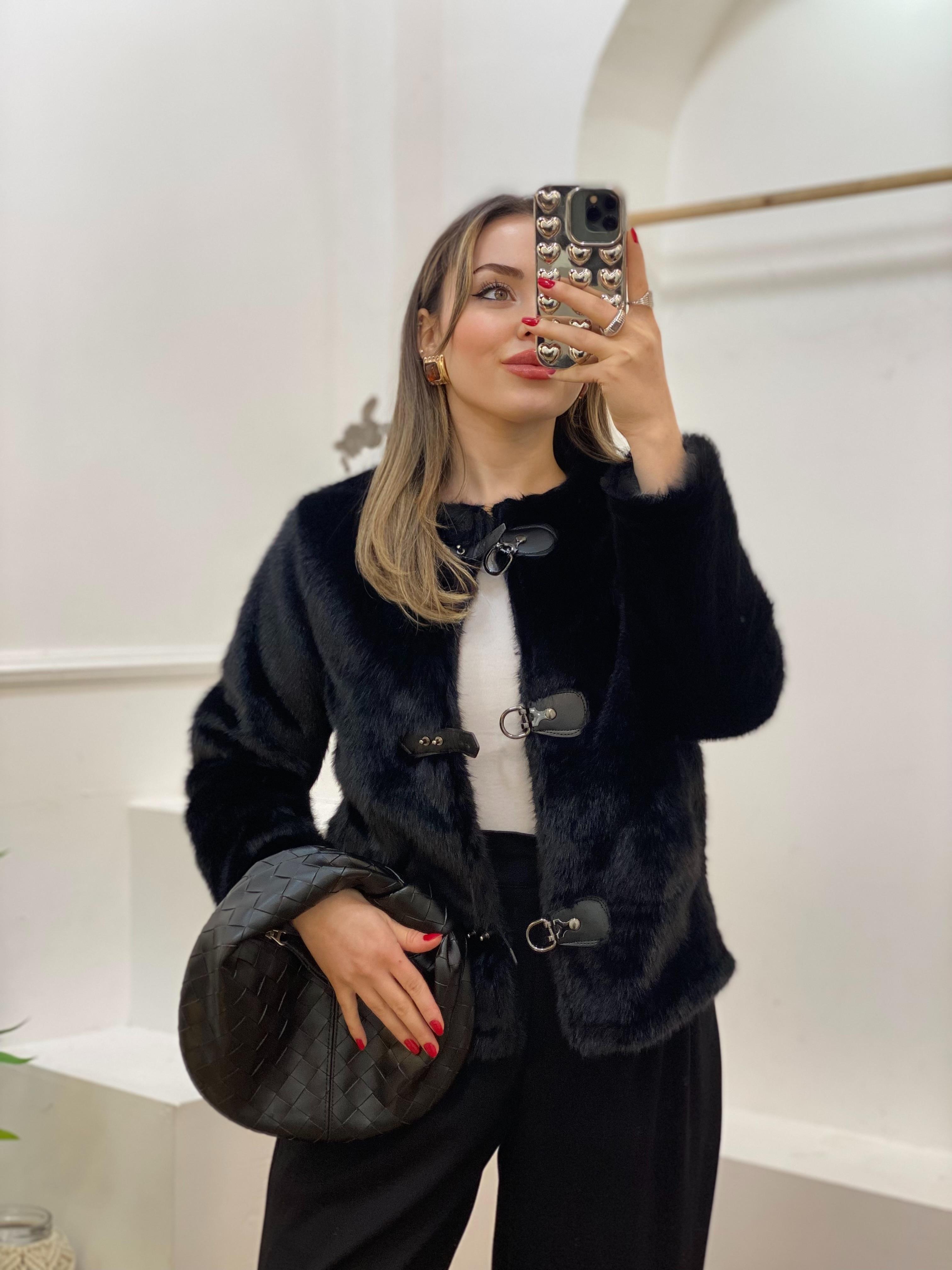 Siyah Premium Agraflı Kürk