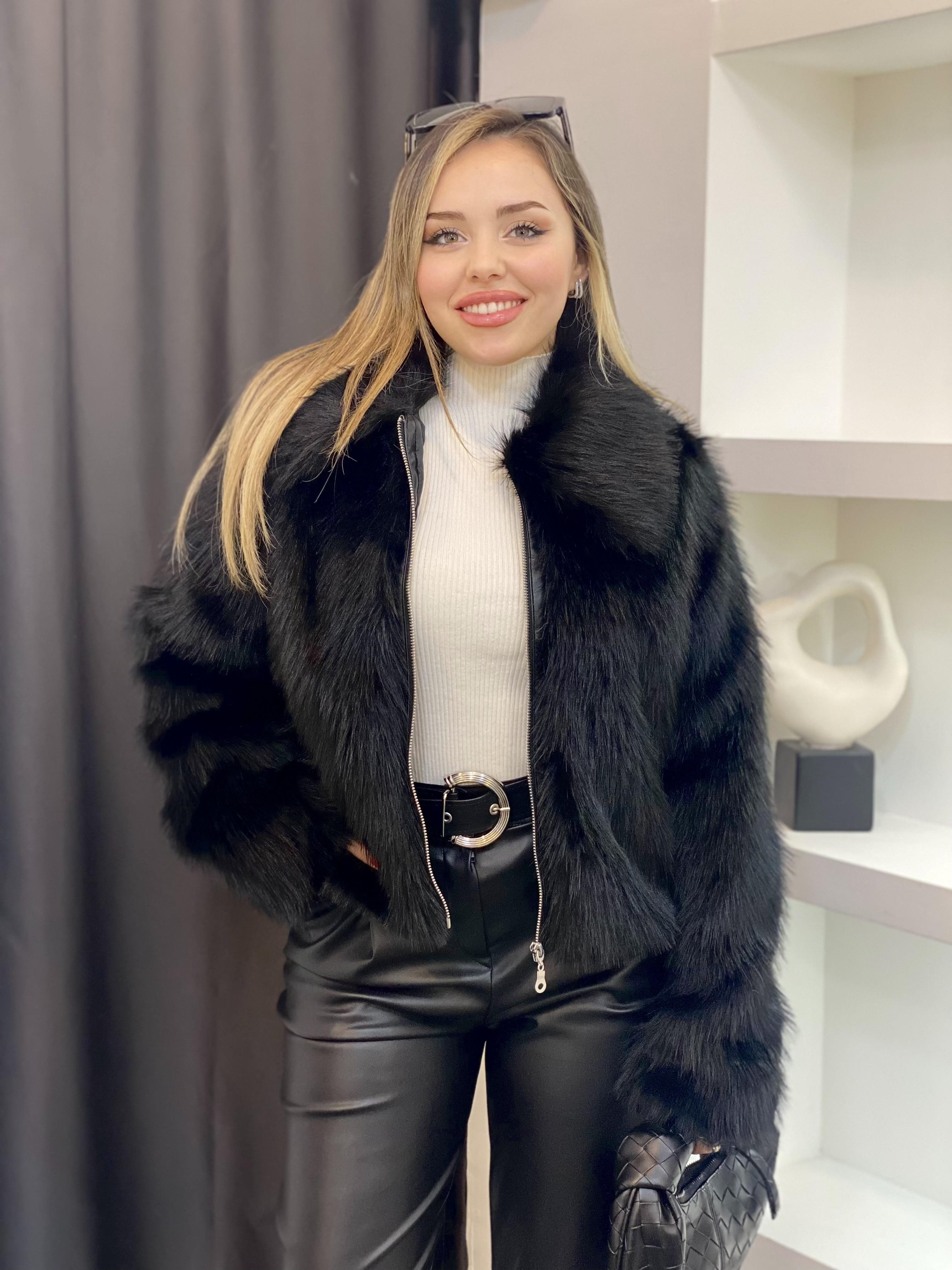 Siyah Premium Fermuarlı Kürk