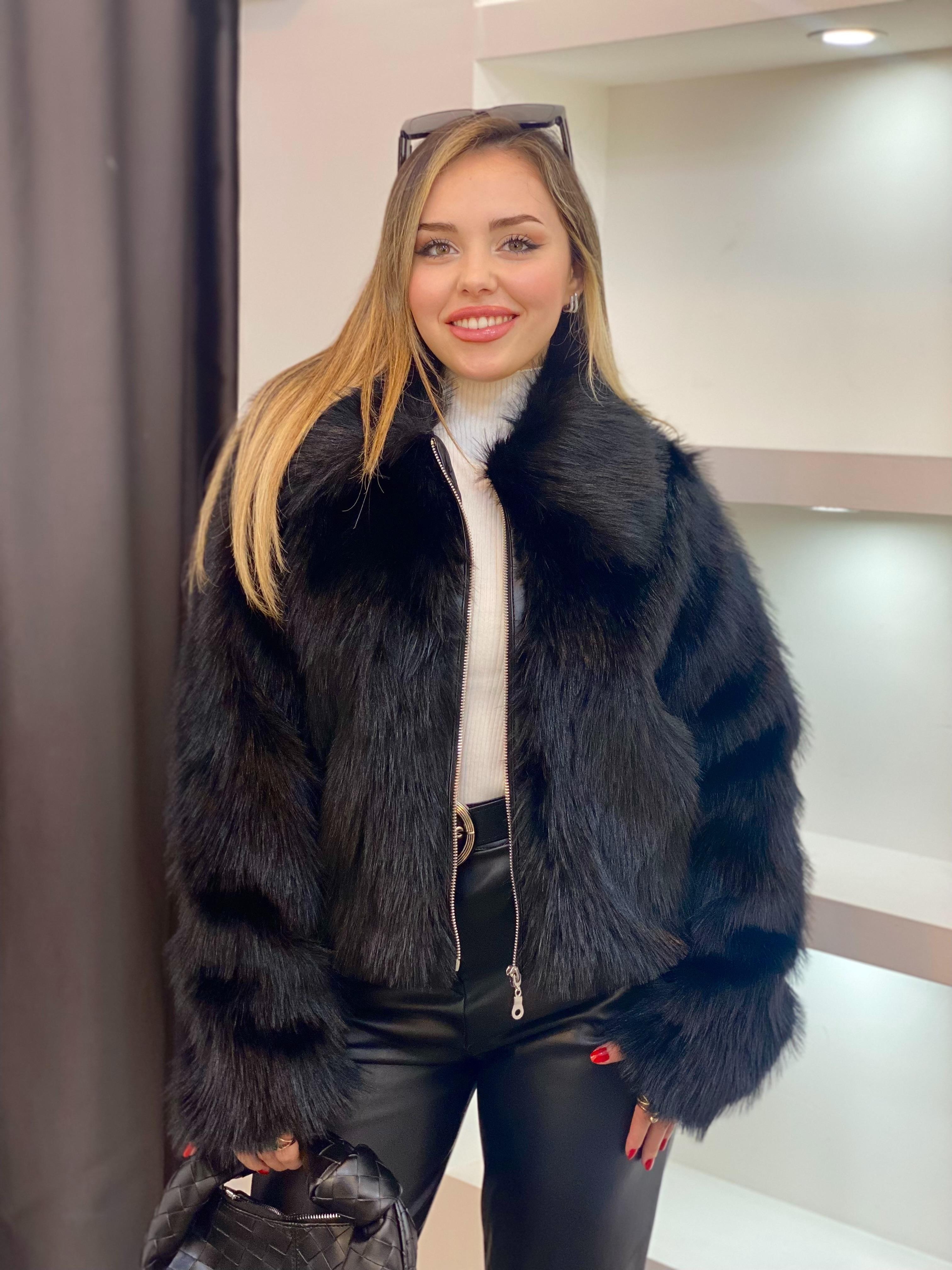 Siyah Premium Fermuarlı Kürk