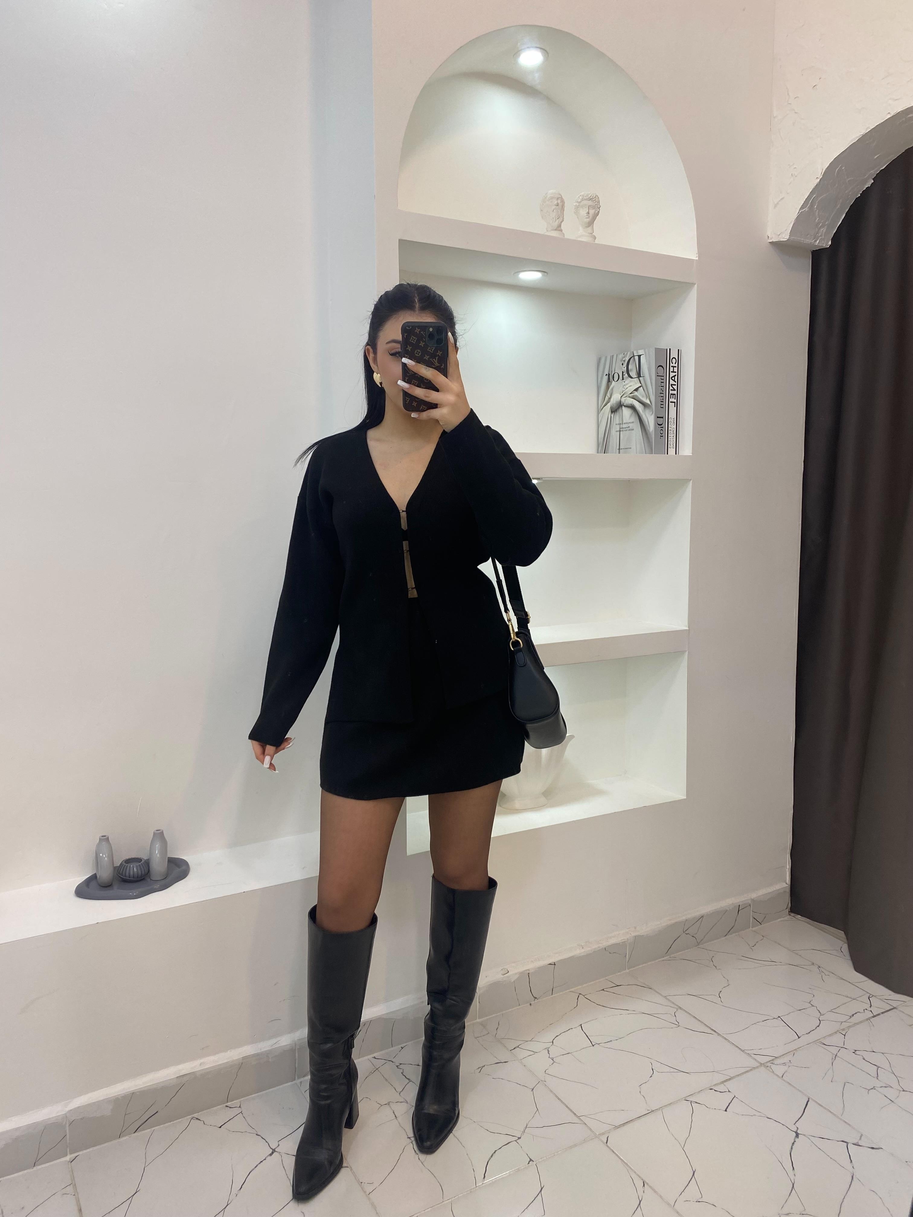 Siyah Triko Etekli Takım 