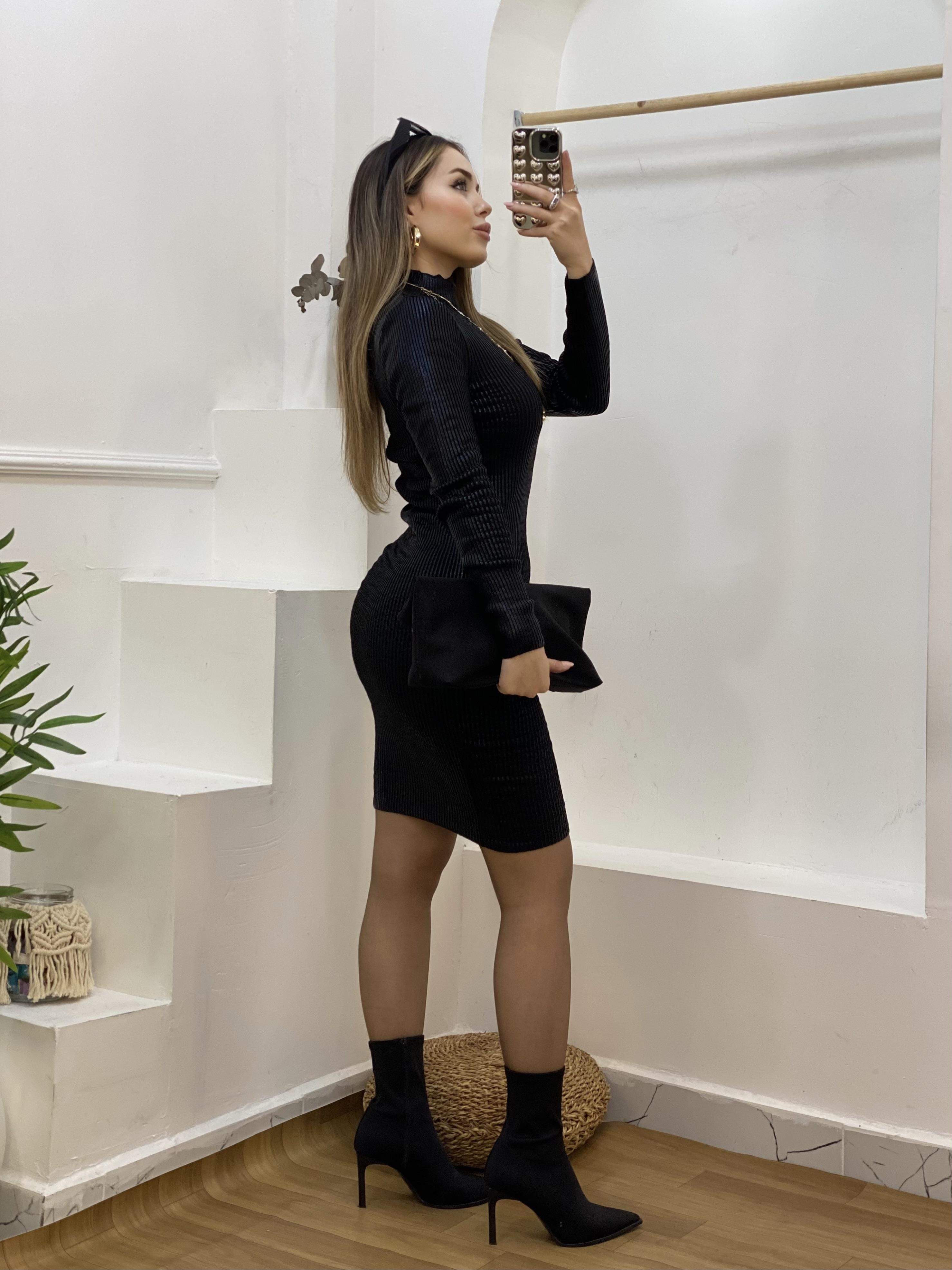 Siyah Varak Baskılı Triko Elbise