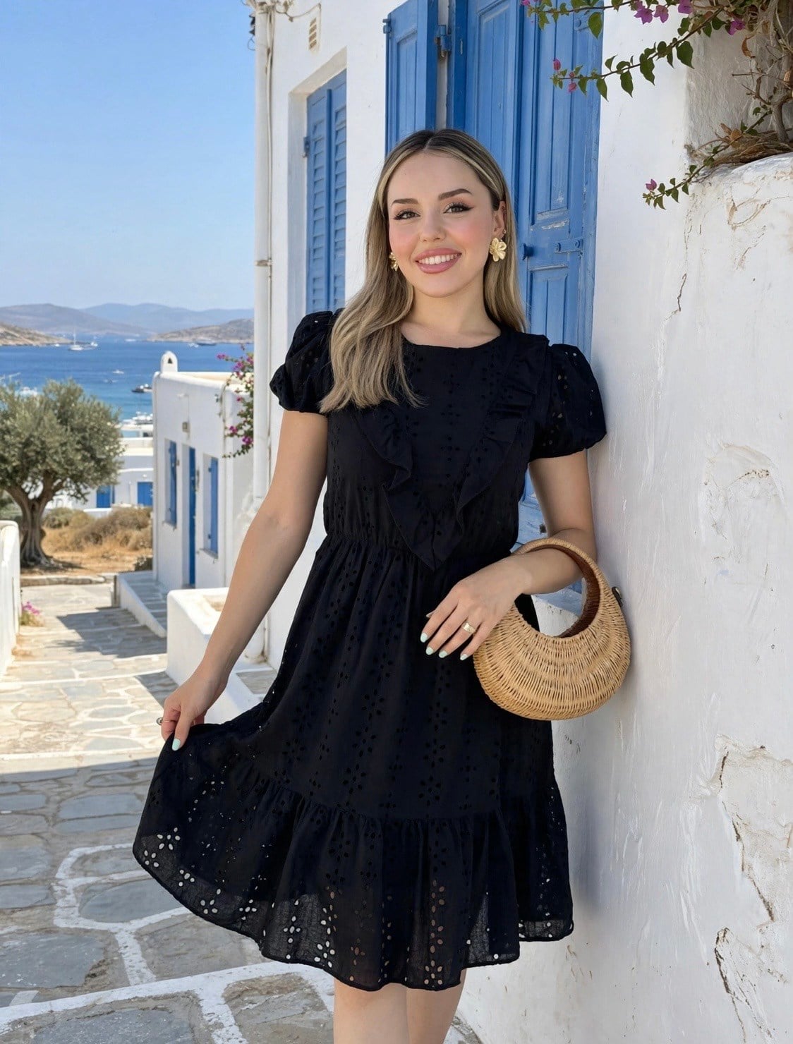 Siyah Volanlı Fisto Elbise