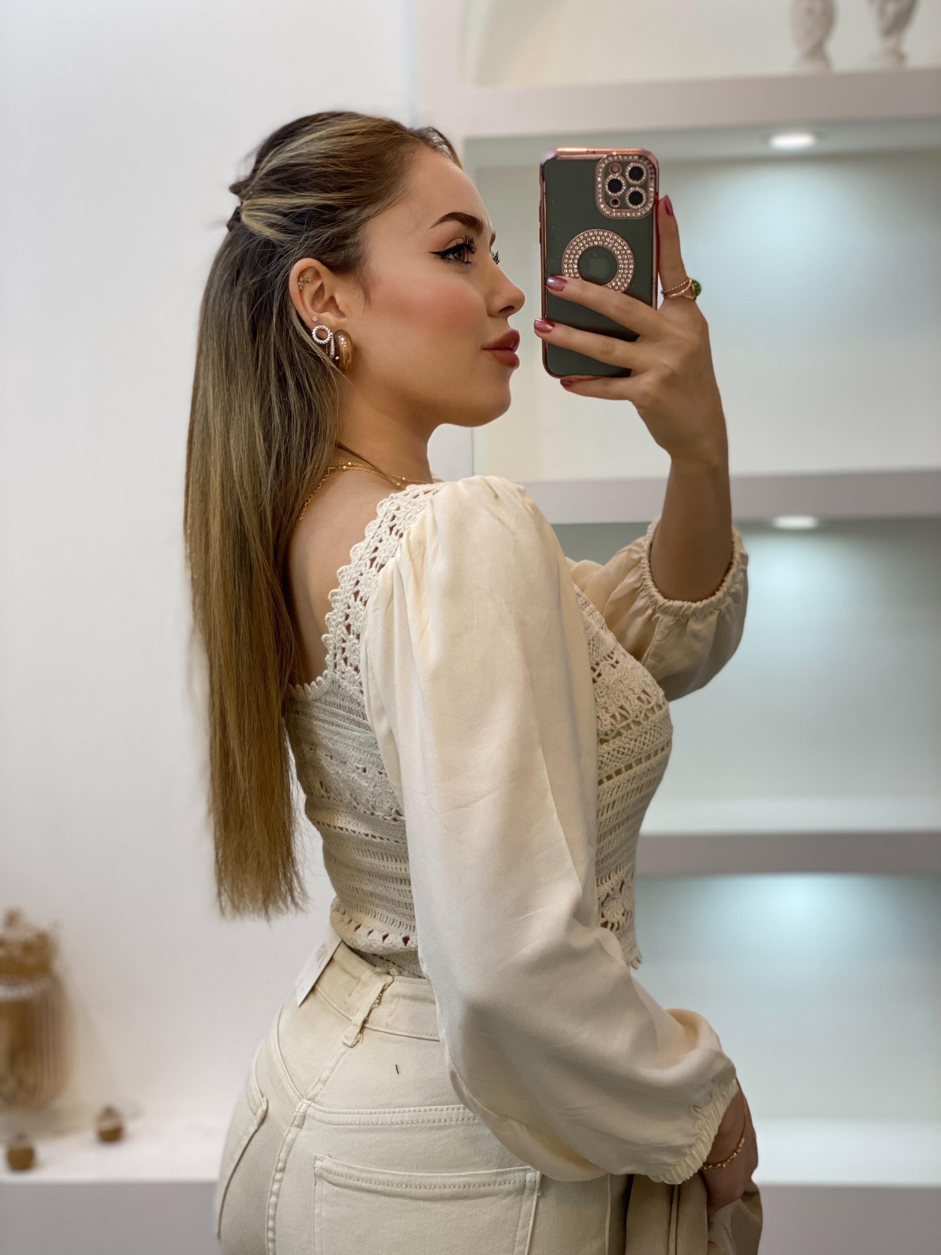 Tasarım Bej Önü Bağlamalı Model Dantel Bluz 