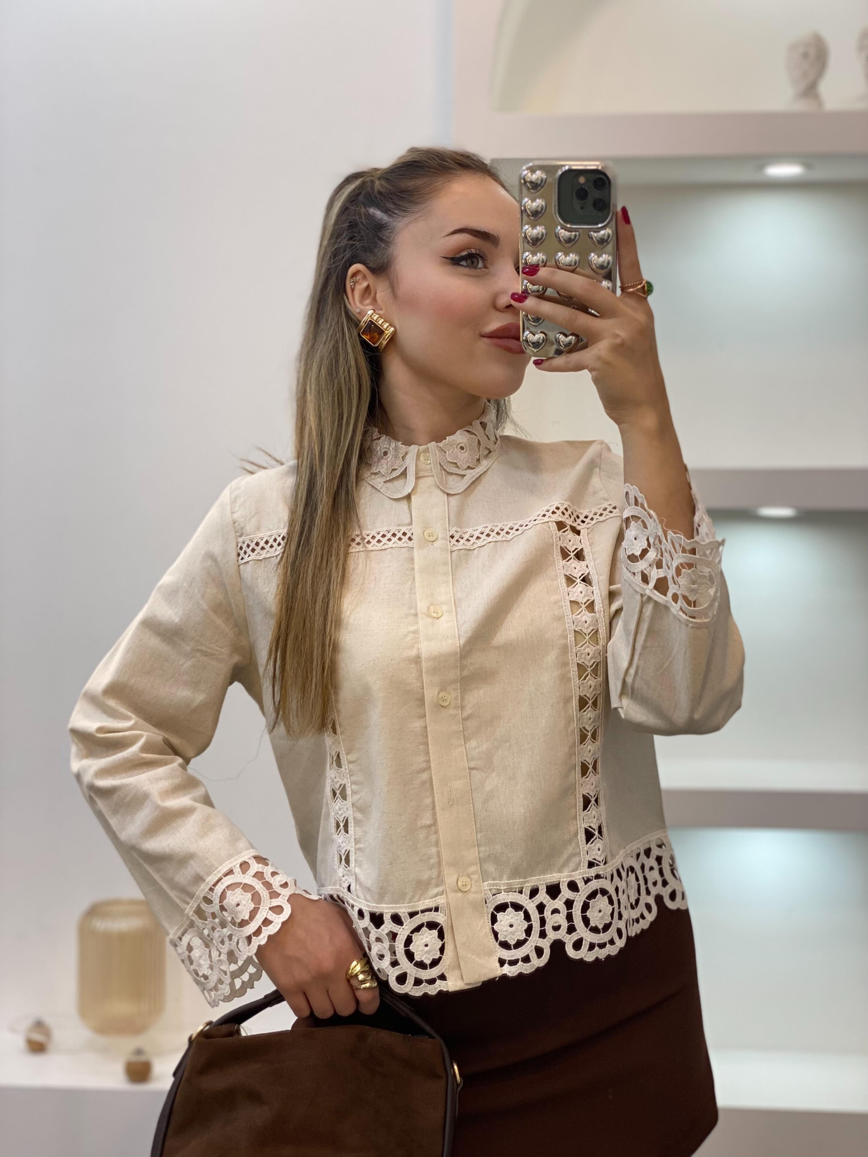 Tasarım Motif Detaylı Bej Gömlek Ceket