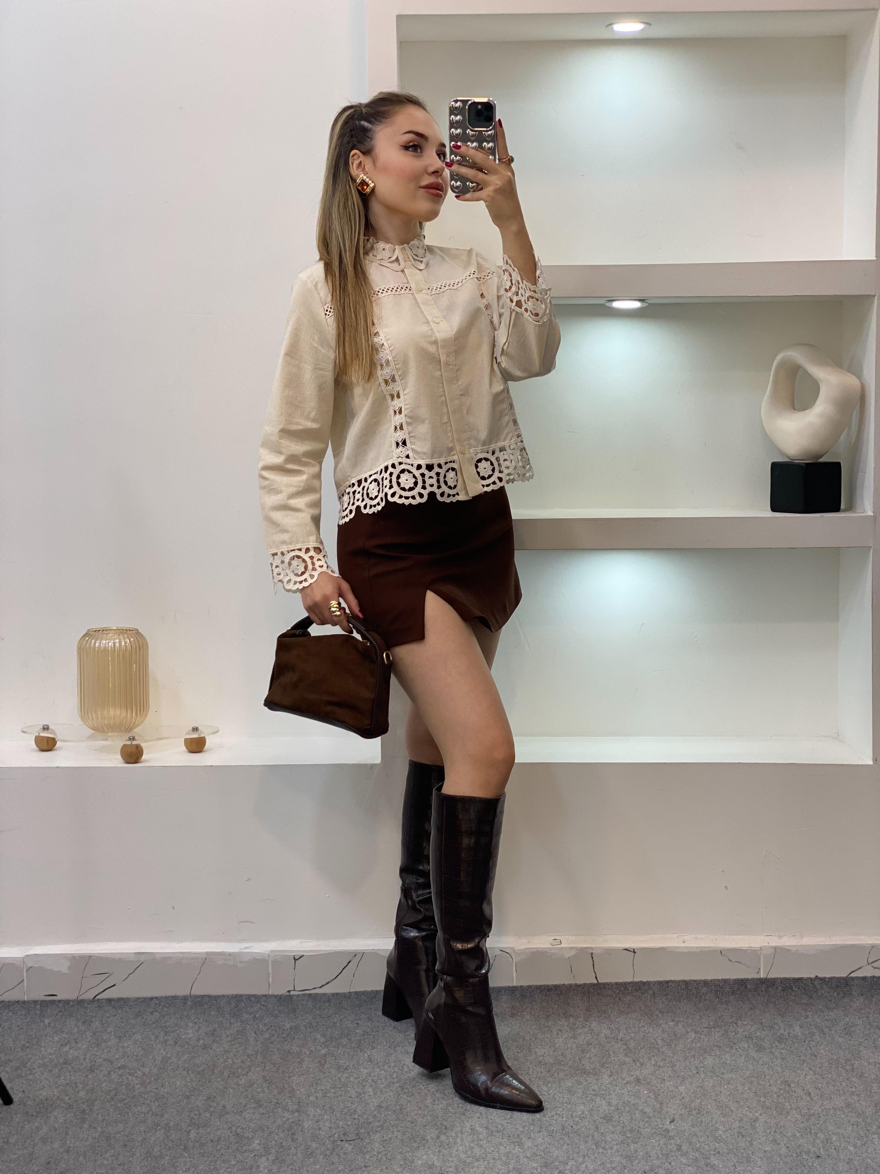 Tasarım Motif Detaylı Bej Gömlek Ceket