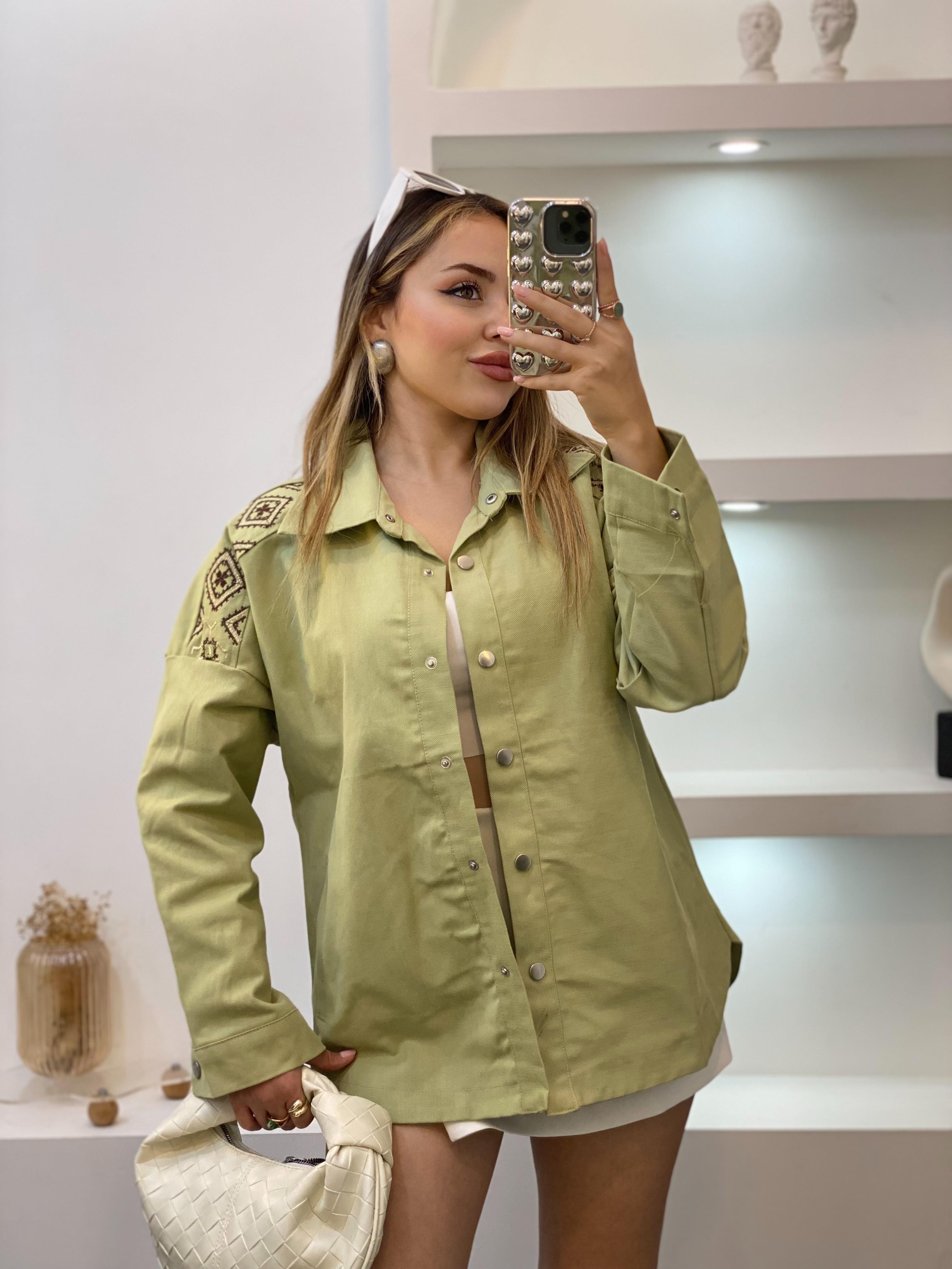 Tasarım Yeşil Nakışlı Ceket 