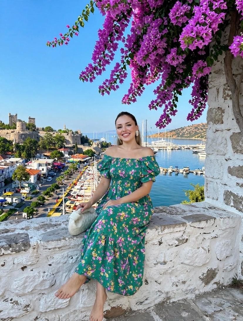Yeşil Çiçek Desenli Elbise