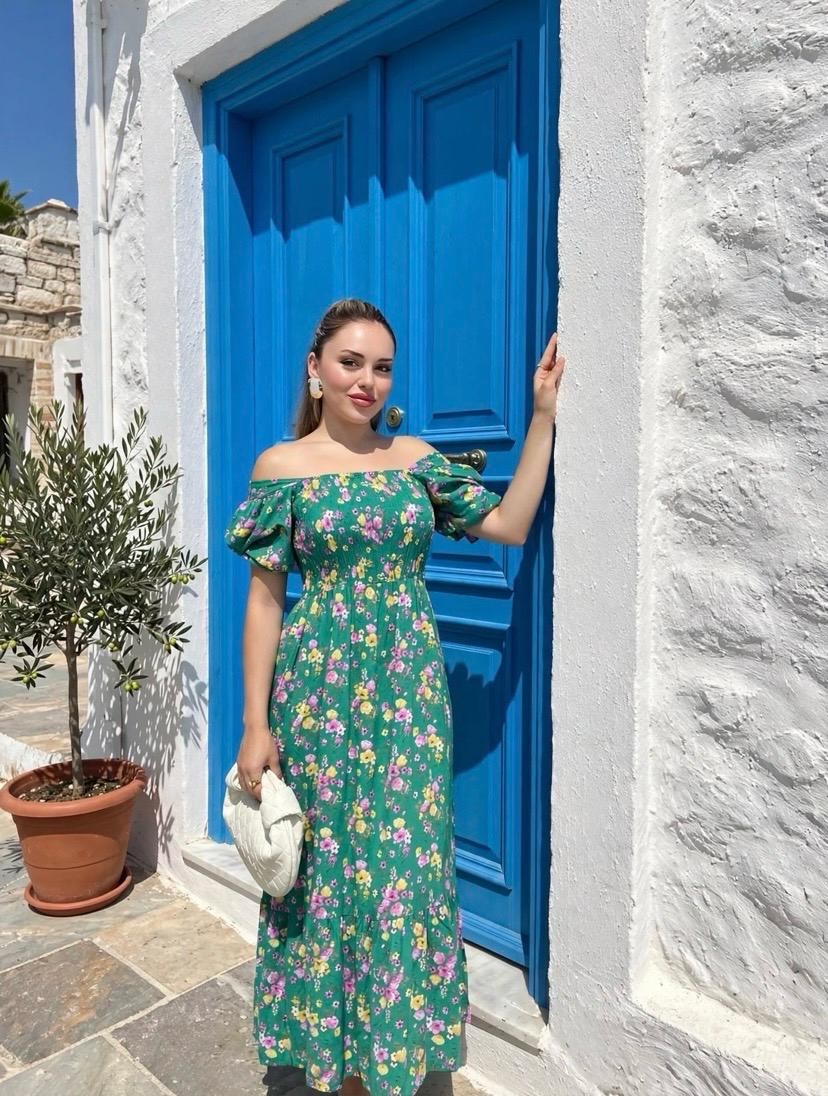 Yeşil Çiçek Desenli Elbise
