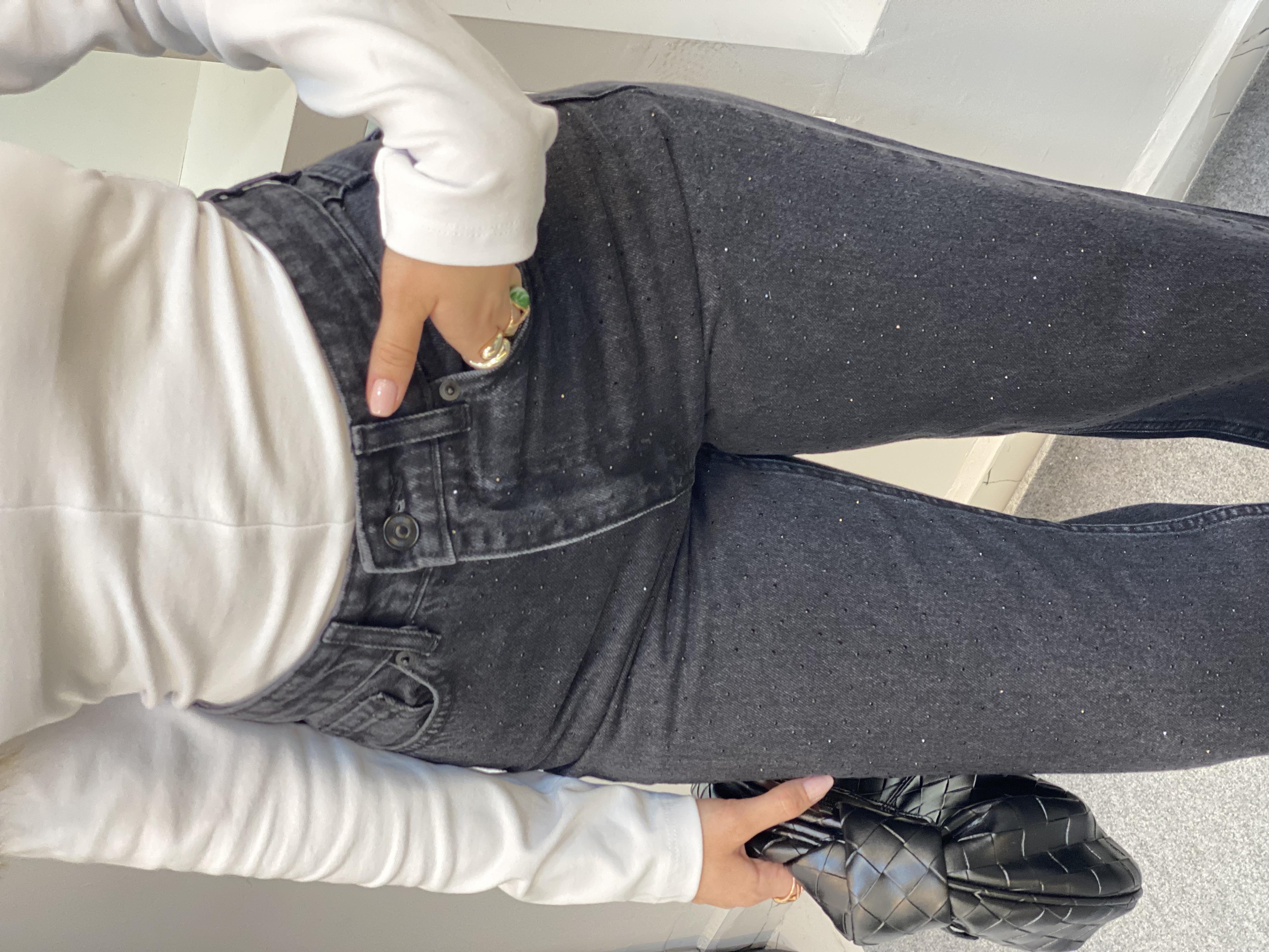 ZR Marka Taşlı Straight Jean 