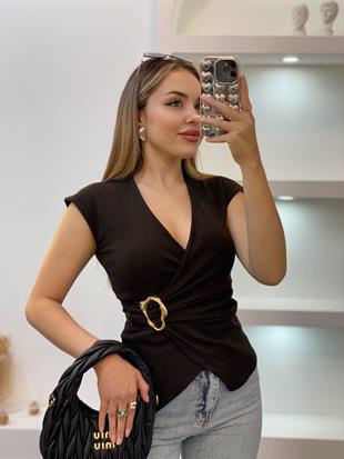 Acı Kahve Q Marka Gold Broşlu Bluz