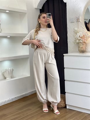 Bej Dantel Detaylı Modal Takım
