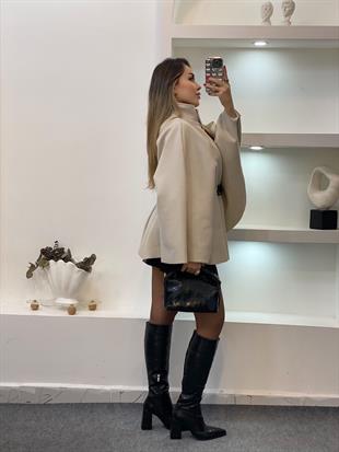 Bej Dik Yaka Kemerli Kaşe Panço