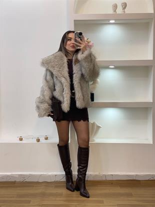 Bej Geniş Yakalı İthal Kürk