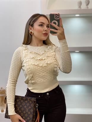 Bej Güpürlü Model Triko Bluz