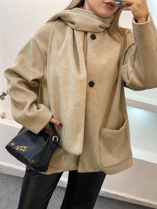 Bej Renk Şal Detaylı Kaşe Ceket