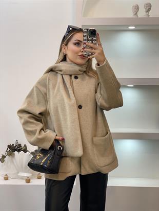 Bej Renk Şal Detaylı Kaşe Ceket