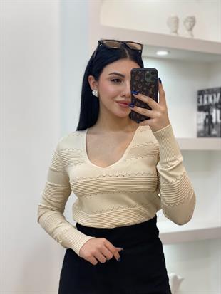 Bej V Yaka Desenli Triko Bluz