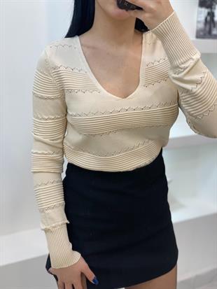 Bej V Yaka Desenli Triko Bluz