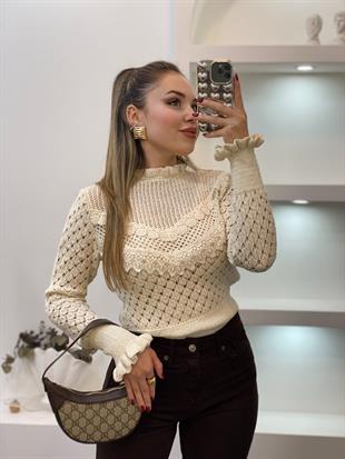 Bej Volanlı Güpürlü Model Triko