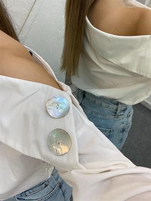 Beyaz Asimetrik Yaka Gömlek 