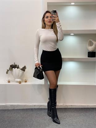 Beyaz Degaje Yaka Basic Bluz