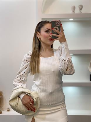 Beyaz Fisto Kollu Triko Bluz