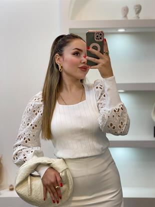 Beyaz Fisto Kollu Triko Bluz
