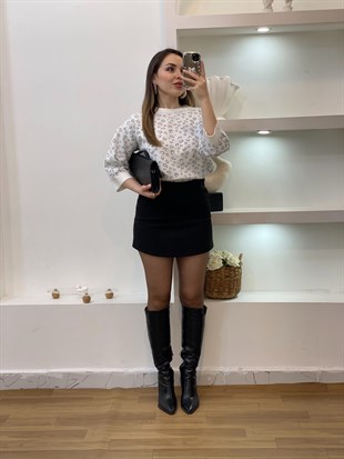 Beyaz Gümüş Sim İplik Dokulu Triko