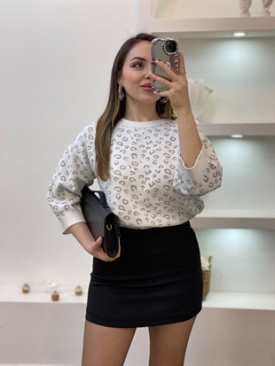 Beyaz Gümüş Sim İplik Dokulu Triko