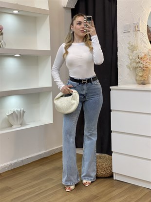 Beyaz Kayık Yaka Basic Bluz