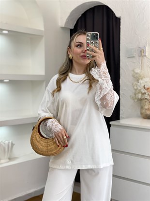 Beyaz Kolları Dantel Detaylı Pamuklu Tshirt 