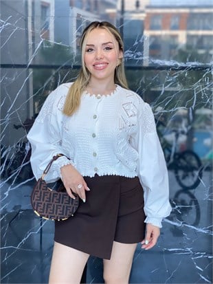 Beyaz Kolları Poplin ve Fisto Detaylı Triko Hırka 