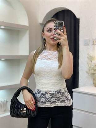 Beyaz Kolsuz Dantel Bluz
