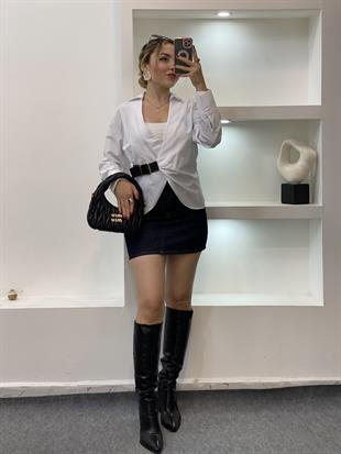 Beyaz Kruvaze Yaka Deri Kemer Detaylı Gömlek 