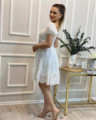 Beyaz Önü Bağcıklı Model Fisto Elbise