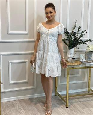 Beyaz Önü Bağcıklı Model Fisto Elbise