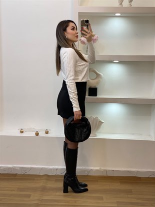 Beyaz Parıltılı Taşlı Triko Bluz