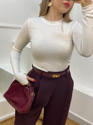 Beyaz Parmak Geçirmeli Model Modal Kumaş Basic Bluz