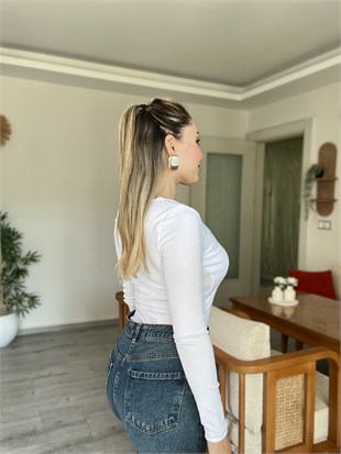 Beyaz Sandık Yaka Basic Bluz