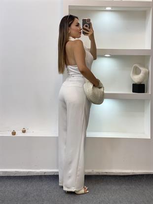 Beyaz Sırt Dekolteli Omuz Tokalı Degaje Yaka Bluz