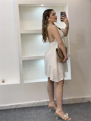 Beyaz Sırt Dekolteli Önü Nakışlı Model Müslin Elbise