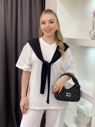 Beyaz Siyah Şal Detaylı Pamuklu Tshirt 