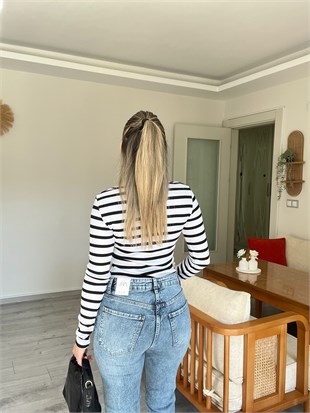 Beyaz Üzerine Kalın Siyah Çizgili Basic Bluz