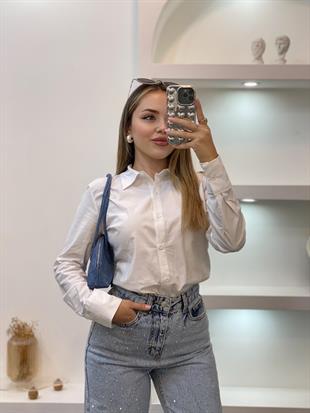 Beyaz Uzun Kol Fit Gömlek 