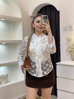 Beyaz Volanlı Premium Kalite Dantel Gömlek 