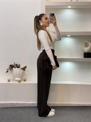 Beyaz Yaka Büzgülü Fitilli Basic Bluz