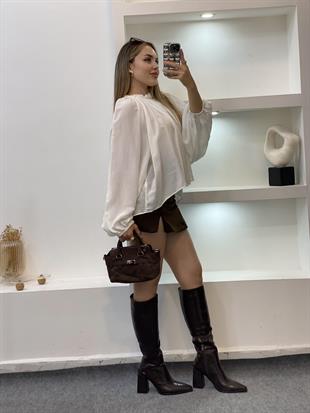 Beyaz Yakası Büzgülü Premium Seri Şifon Bluz