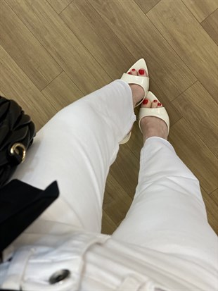 Beyaz Yüksek Bel Boyfit Jean
