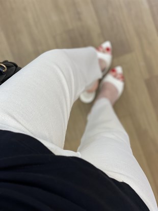 Beyaz Yüksek Bel Boyfit Jean
