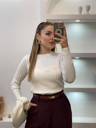 Beyaz Yumoş Dokulu Triko Bluz 